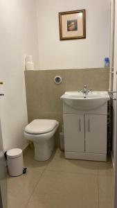 Edgbaston Townhouse 5 minute drive to city centre