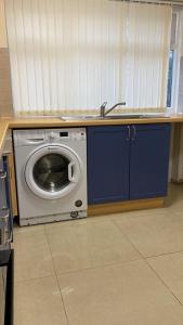 Edgbaston Townhouse 5 minute drive to city centre