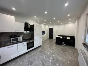 Ferienwohnung FLOTT - Glött