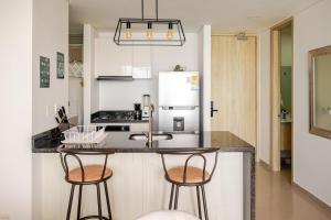 Apartamento Moderno y lujoso con vista al mar Piso 1903 - cerca a ciudad amurallada