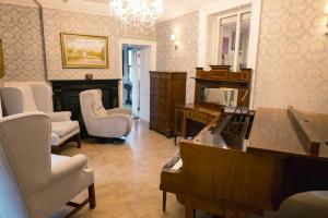 Private Country Residence Made 4 Luxury Gathering