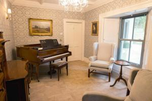 Private Country Residence Made 4 Luxury Gathering