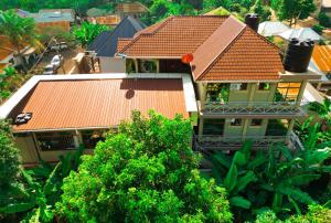 River House Lodge International