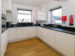 The Swanage Rail Lookout