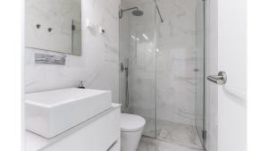 Principe Real Cozy Bright Studio Apt with AC