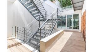 Principe Real Cozy Bright Studio Apt with AC