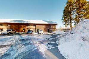 Crystal Beach Lakefront Condo