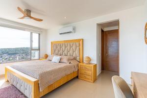 Cartagena Dreams Luxury Oceanfront Suite wPool 2