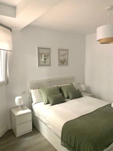 Apartamento céntrico en Málaga junto al puerto - Alojamientos sin categoría en Málaga