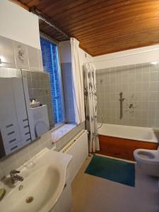 Cosy homestay in Quiet historic area