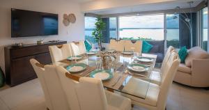 Penthouse ocean & lagoon views, new listing