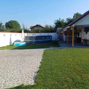 Villa Apartments B&D - Openjca