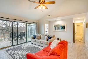 Lake Access and Views Condo with Pools in Osage Beach