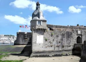 Maisons de vacances Maison charmante a Concarneau avec spa exterieur : photos des chambres