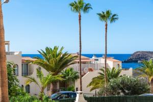 Cozy, modern studio DREAM BLUE