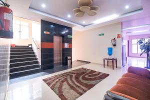 OYO Townhouse Gajuwaka Near CMR Mall