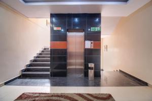 OYO Townhouse Gajuwaka Near CMR Mall