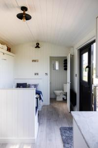 Quarterlands Glamping, Shepherds hut Bracken