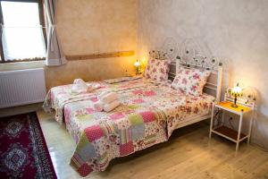 Deluxe Quadruple Room room in Country Court