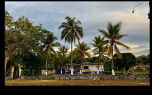 Cabaña Mery frente al mar