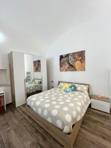 Appia Apartment - Camera Fiorellino