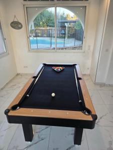 Maisons de vacances Bas de villa composee d-un 3 pieces et d-un studio avec piscine privee : photos des chambres