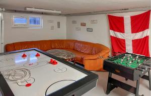 Awesome Home In Hvide Sande With Wifi