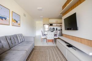 Alto padrão com piscina a 300m do mar - CAN103G