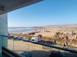 Appartement moderne avec une vue spectaculaire sur l océan