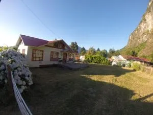 House located in Lifen just meters from the beach - Riñinahue