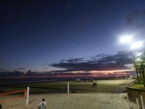 Beira-mar, 110mt, 3 dorms, linda vista