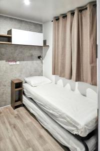 Bungalow cosy à Canet-en-Roussillon avec piscine partagée