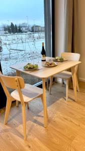 Ski & chill with a summer terrace