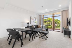 Camperdown Cozy Corner 8