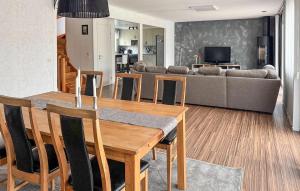 3 Bedroom Beautiful Home In Gislaved