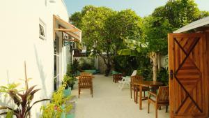 Faana Inn