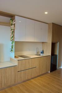 Business Suite near to US Embassy and Corferias By TSI Property Management, free parking