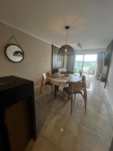 Soul apartamentos Dpto Céntrico de categoría con vista al lago y balcón