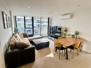 Riverside Retreat - Kew