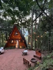 Cabanas da Mata Com Vista para as Montanhas na Serra Gaúcha - 新彼得罗波利斯