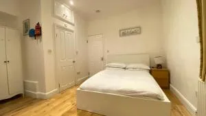 Modern 1 Bed Flat Ensuite Lonodn-Alexandra Place - Suite2 - New Southgate