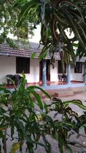 Perch Next door - Thottada