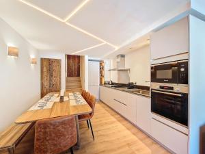 Appartements Appartement 8 pers renove, 2 ch, accepte animaux, garage - La Clusaz - FR-1-818-21 : photos des chambres