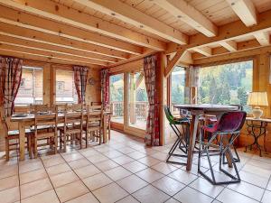 Chalet haut de gamme 8 pers à La Clusaz avec Wifi et parking - FR-1-818-74