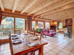 Chalet haut de gamme 8 pers à La Clusaz avec Wifi et parking - FR-1-818-74