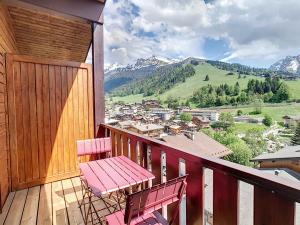 La Clusaz - Appartement pour 4 avec balcon et wifi - FR-1-818-67