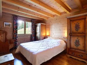 Chalet haut de gamme 8 pers à La Clusaz avec Wifi et parking - FR-1-818-74