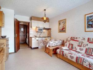 Studio confortable pour 4 à La Clusaz avec balcon et garage - FR-1-818-88