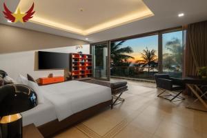 The Five Stars Villa 8 Bedrooms Beachfront