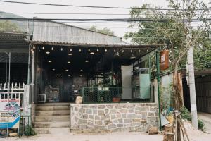 The Snail Haven Pub And Stay - Con Dao